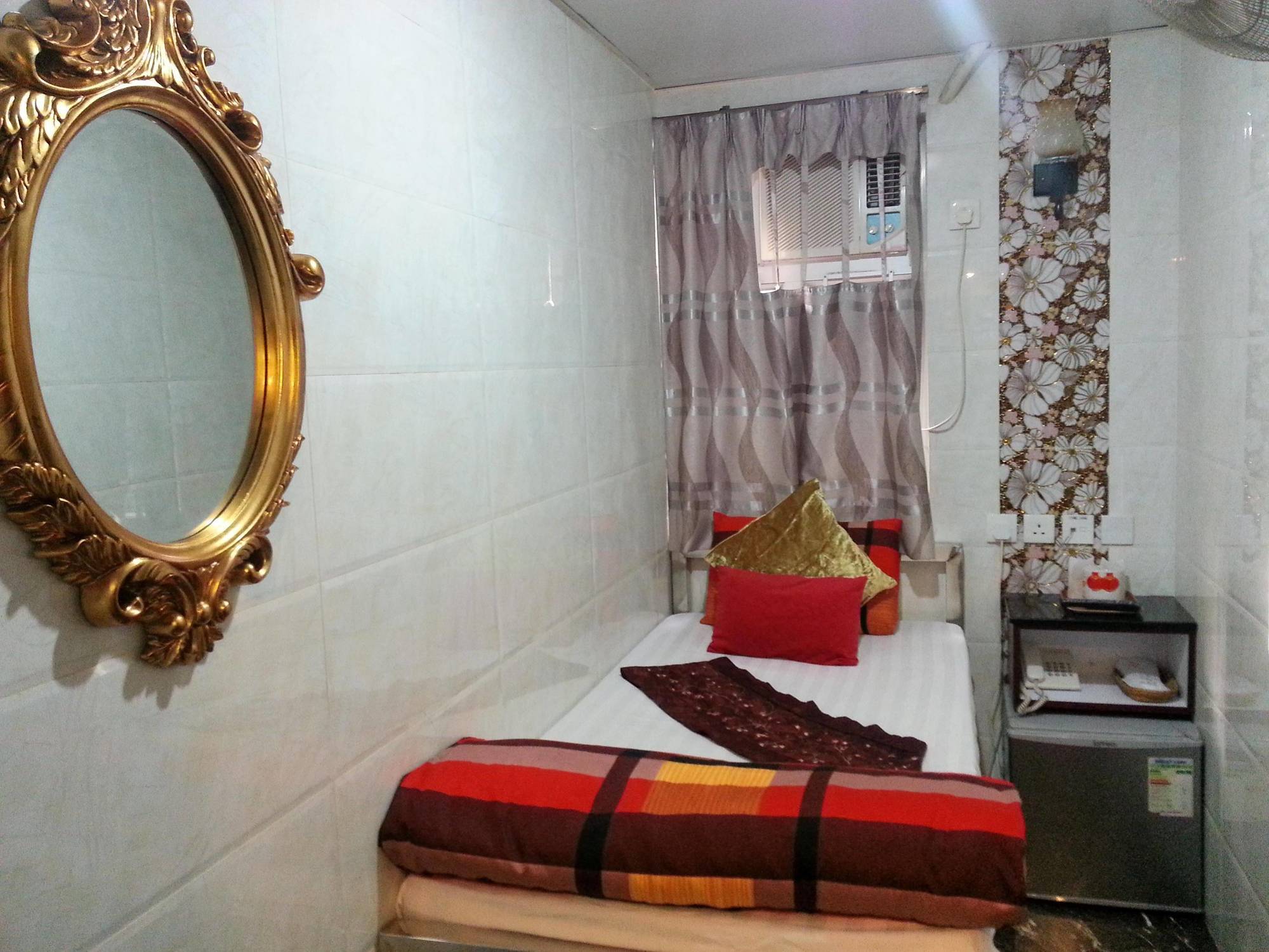 Ranjeet Guest House Хонконг Екстериор снимка